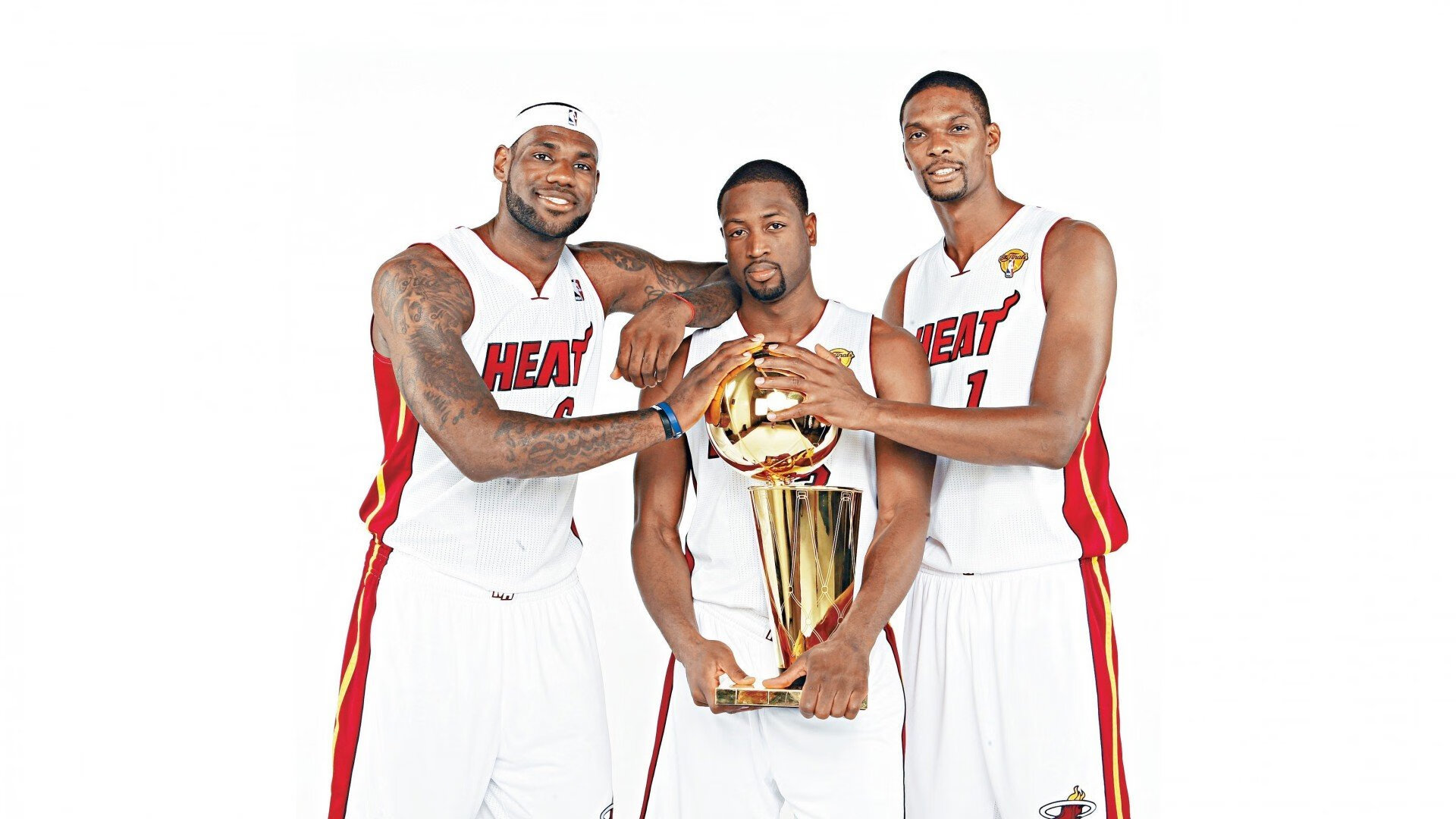 开云体育下载-贝恩关键时刻站出来,公牛翻盘深圳队,绝境中的意志较量